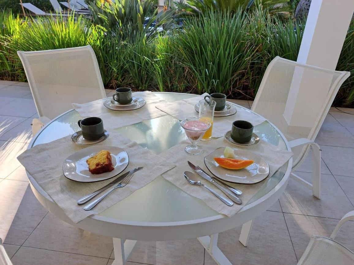 Sal Di Mare Hotel Boutique - Frente Ao Mar Com Piscina กัวรูจา ภายนอก รูปภาพ